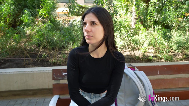 FAKings: Uzun boylu hatun Mia Gallardo bizim için sert bir anal...