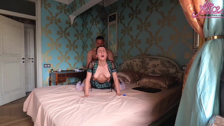 Alice KellyXXX: Watch stepsister and sensual fuck her pussy and mouth - cumshot