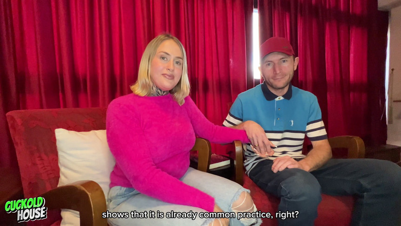 CuckoldHouse: Eine Verheiratete Frau Nimmt an Einer Orgie Mit Drei Männern...