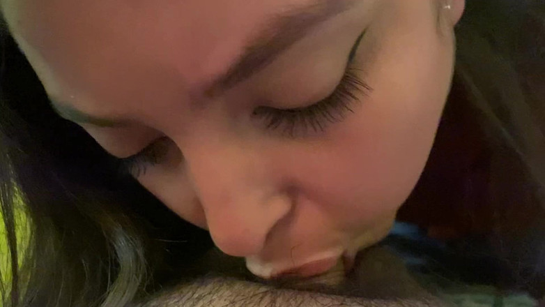 yahaira martinez: Îmi umplu gura cu lapte