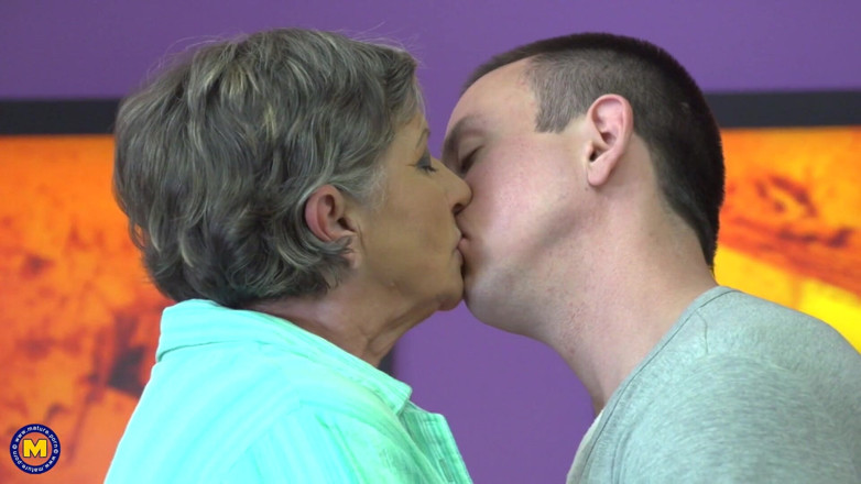 Mature NL: Old Granny Jana W. Gets Hairy Pussy Eaten &amp; Fucked by...