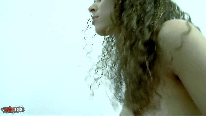 MMM100 TS: Transen-schätzchen sydney im ballerina-outfit wird von großem schwanz gefickt