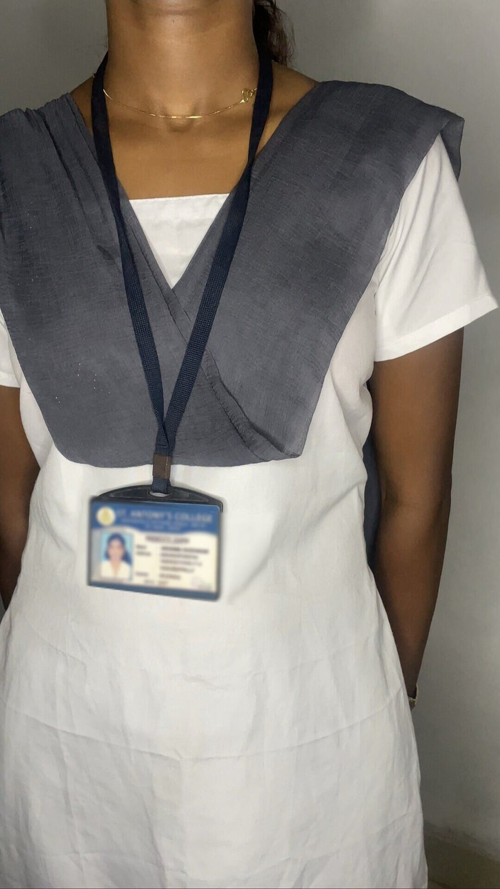 Desi girl riya: Young Virgin Girl Wants to Play Sex with a Young...