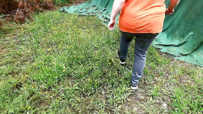 Bouncy Tits Action: Hanya Memukul Tetek Telanjang Telanjang