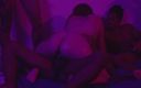 Quente club: Sex în grup cu Dj Brisa