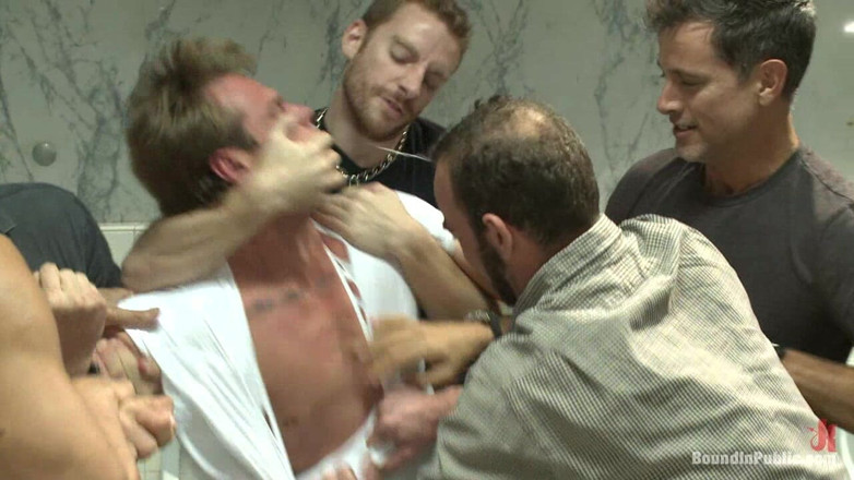 Bound in public: Các trò chơi mục tiêu - bip doms bật một trong...