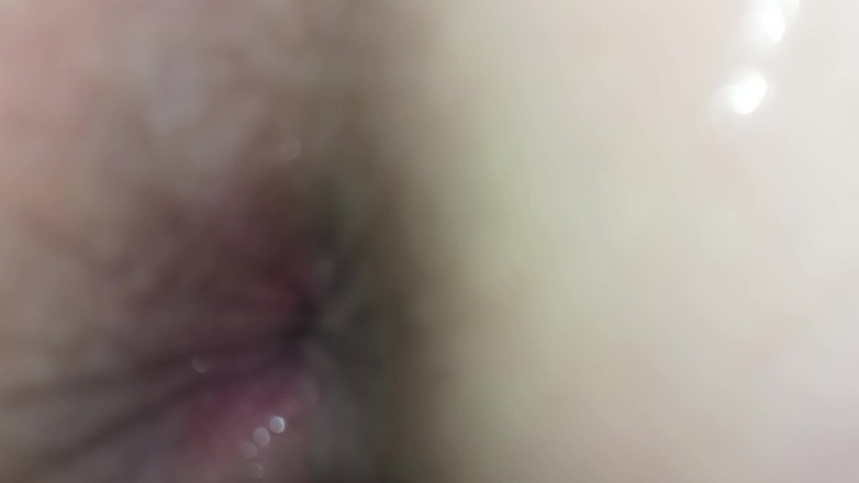 vuana: 尻に精液を