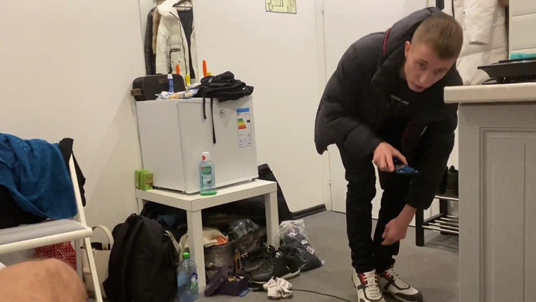 LeoCasanova: Chłopak nie ma nic przeciwko swojej dziewczynie wyzwolonej na twarz...