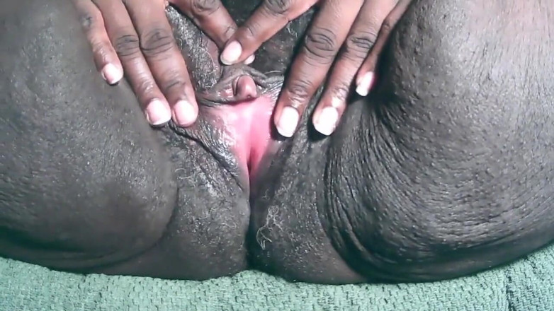 His Queen Suga: Hisqueensuga up Close Squirting Pussy BBW Ebony MILF
