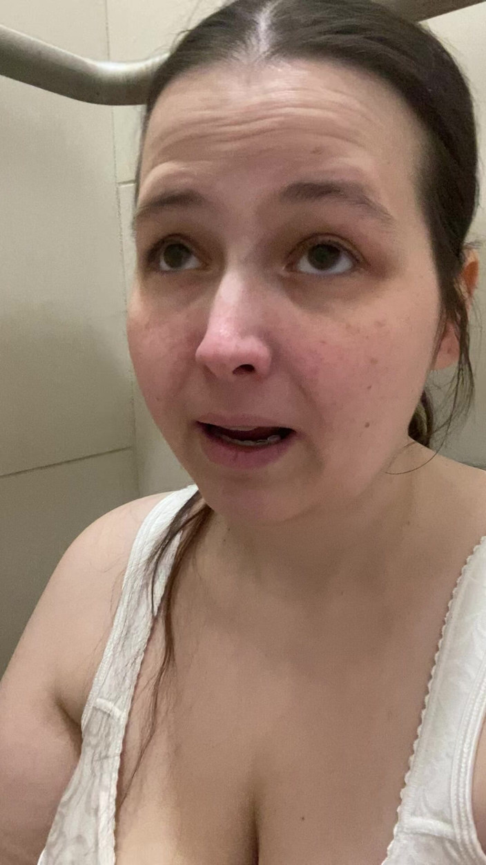 MissChrystalline: Пояснення та оргазм