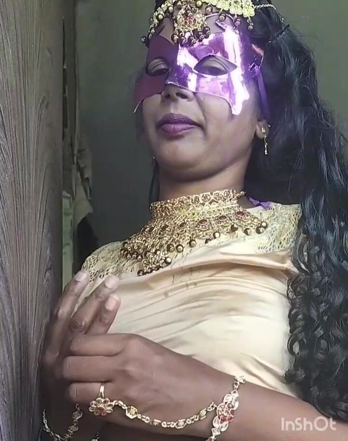 Funny couple porn studio: Alla padrona piace il lavoro 1