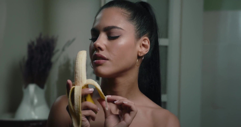 THAGSON: A hot encounter between Apolonia Lapiedra y Baby Nicols
