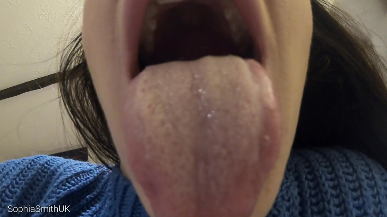 SophiaSmithUK: Uvnitř mé pusy