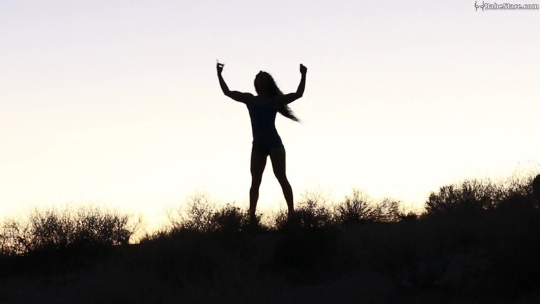 Babe Stare: Sexy Tia girl is nude but only teases in silhouette
