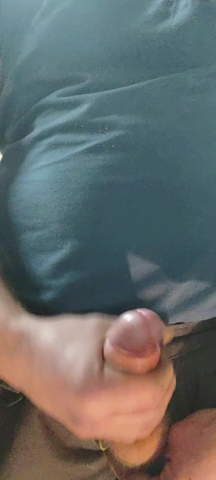 Incredible Dick: Chàng trai thẳng ngoài trời sục cu và xuất tinh