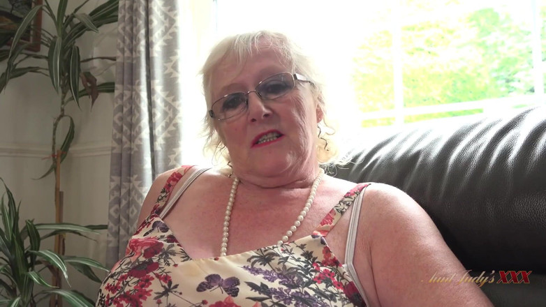 Aunt Judy's XXX: Bibitjudysxxx - ibu kos nenek seksi yang lagi sange nyuruh claire...