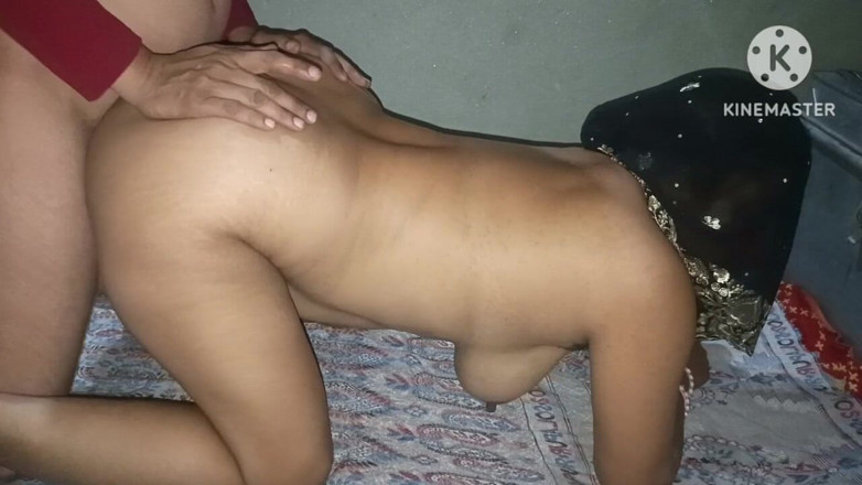 Savita5343: Mama vitregă cu curul mare este futută de fiul ei...