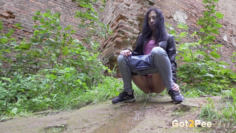 Puffy Network: Treming The Slope by Got 2 Pipe où des filles viennent...