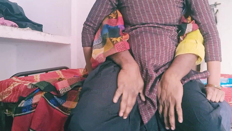 Rakesh: Я трахав бенгальську бхабхі по сусідству раком.