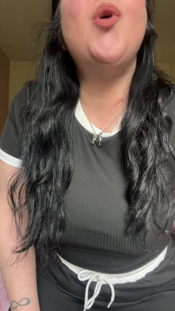 Maitresse Clara: Musisz opróżnić swoje konto na moim