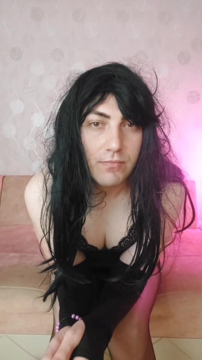 Kitty_Cross: Gothic Dark Feminized Sissy