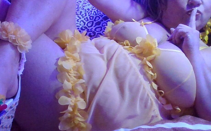 Snazzyteez: Poslouchej a učíš se mého nevlastního syna...