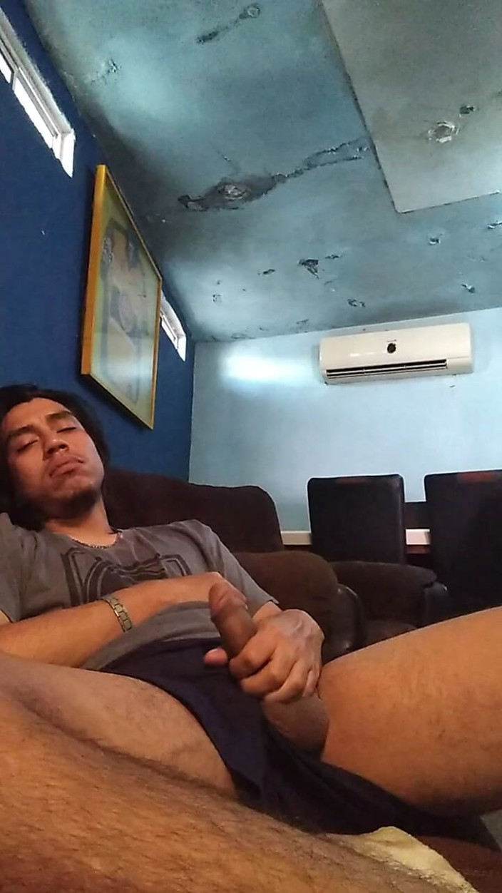AlexAlejandro13: 見てよ、僕のホットなベビーフェイス