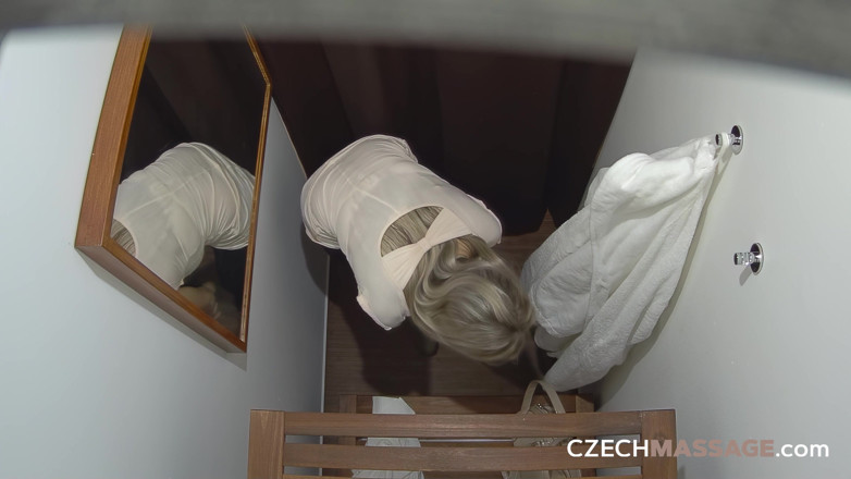 Czech Massage: チェコマッサージ79:巨乳のミルフがマッサージ師を吸い尽くす