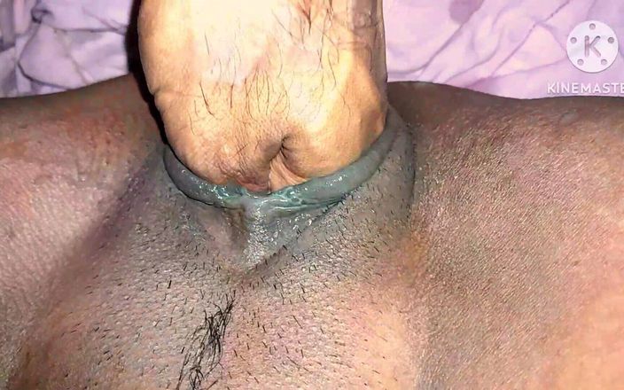 Sexy Kea: Bhabhi lo insertó en su coño
