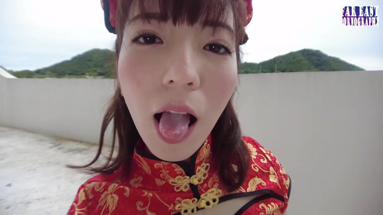 Far East pornography: 娃娃喜欢幸福与苍白丰满挑逗一个顽皮暴露的改头换面约会 第2部分。2