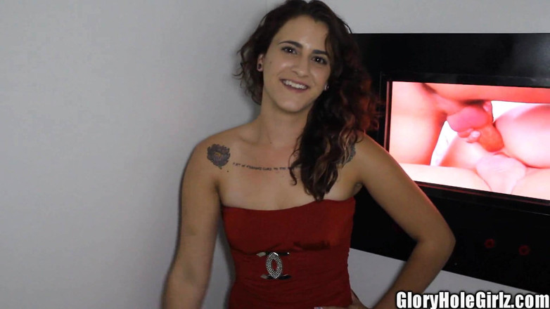 Glory Hole Girlz: Hot Bitch Suck N Fuck Slut Glory Hole Dicks Small...