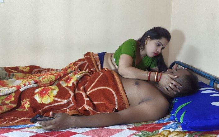 Sona bhabhi: Indische sexy schlanke hausfrau intrested für sex mit ihrem ehemann...