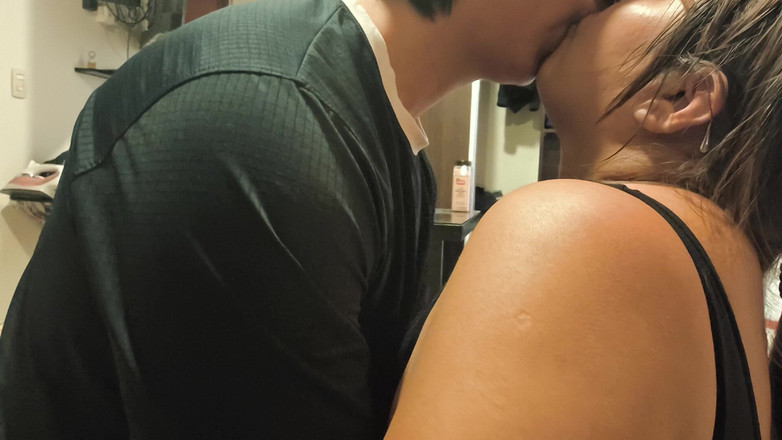 Moo DBOXXX: Сеанс ласки с одиночной мачехой, она сумасшедшая