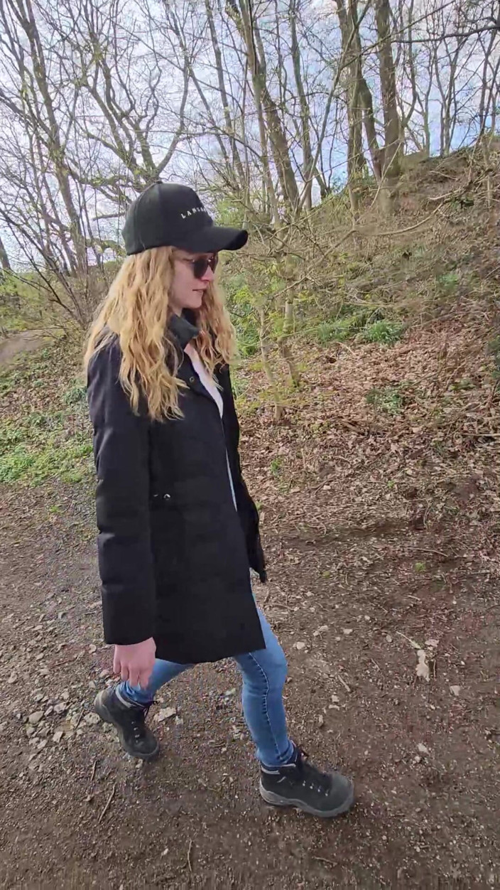 Bikergirl_97: Hot Walk with Love Balls in Pussy!