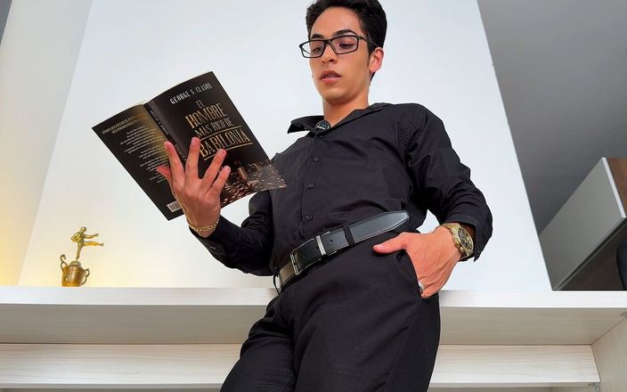 aodaboy: Man gelezen en zich aftrekkend