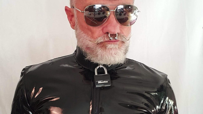 MusclesCigarsFFPig: Fetish Stepdad Experiencing Collar