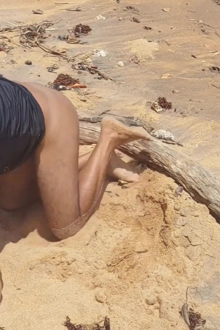 Ladysilvas: Ladysilva il mio culo sexy sulla spiaggia