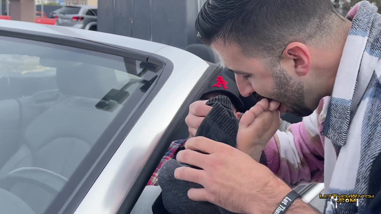 Let them watch: Public Suck &amp; Feet Worship!
