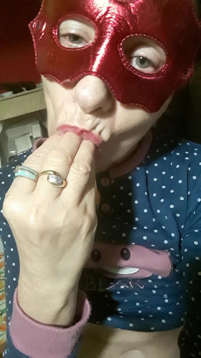 WEBREGINETTA2023: 나는 마스루보와 넥타가 유리로 끝난다