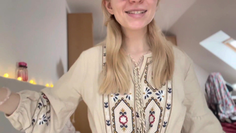 Goddess_Bella_Rae: How and Where to Find a Mistress to Train You