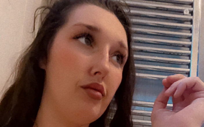 DildoLover94: Přijďte se vykoupat a hrajte si se mnou