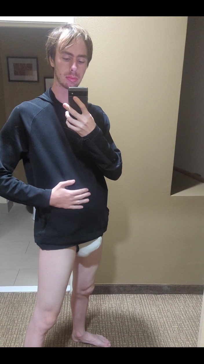 ElementX1018: Cette bite ne te supplie pas de la sucer !