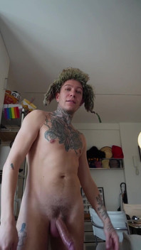 Harry Jen E frumos să ai un iubit matahală