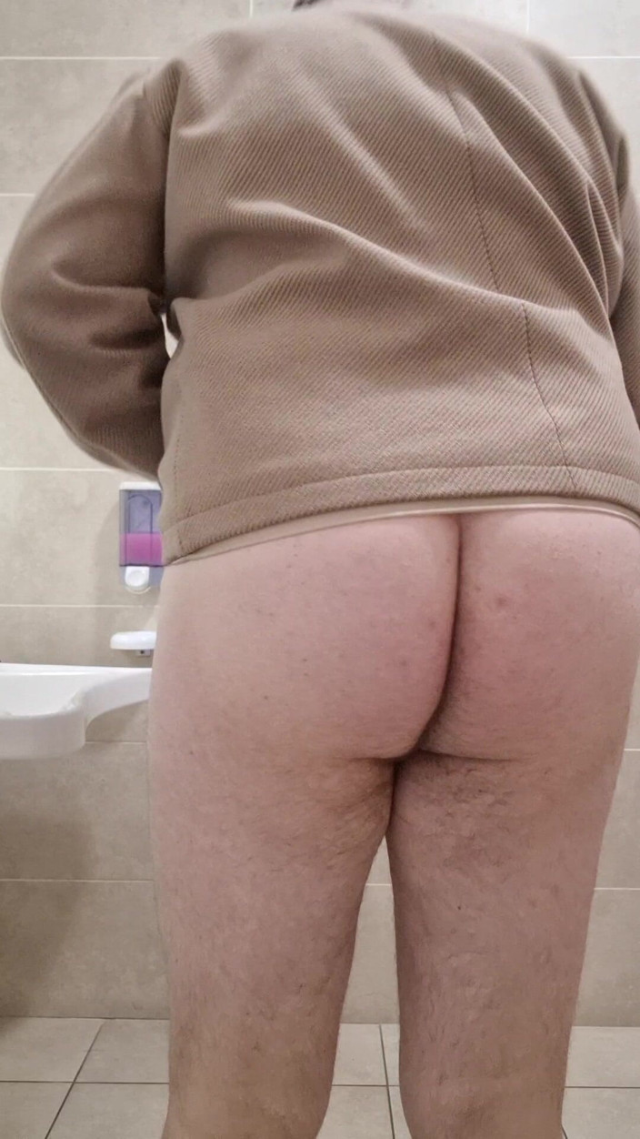 Mirko2589: All Naked in Pubblic Bathroom