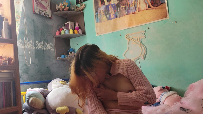 Crystal Phoenix: 私の部屋で来て抱いて