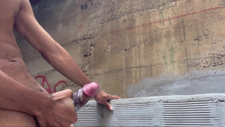 vergar4_daviid: Masturbation mitten in der arbeit