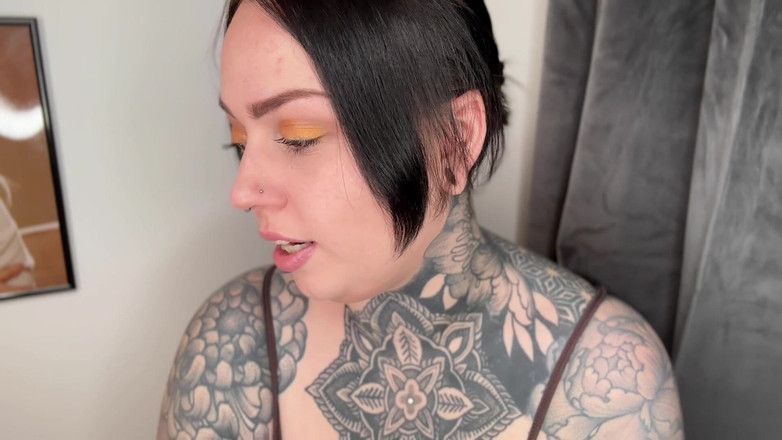 Miss Valentina: Petang Yawning Fest