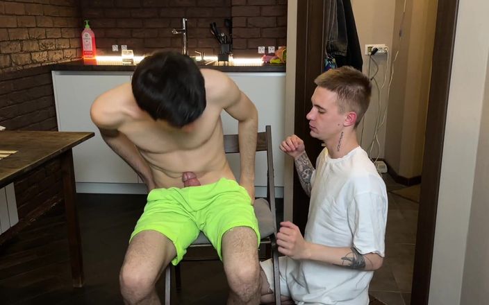 Ethan Lestray: Two Twink Fucking on Kitchen