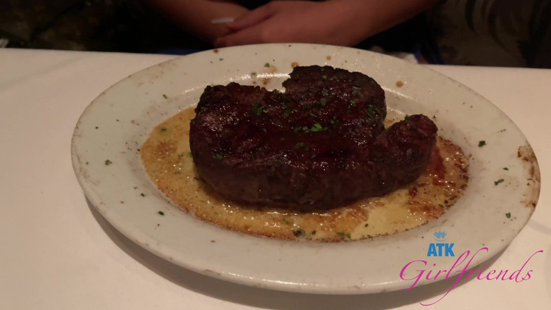 ATK Girlfriends: Virtuální datum