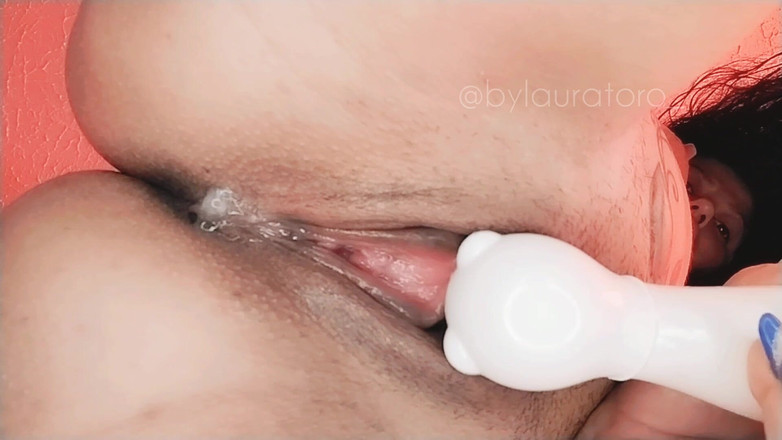 Laura Toro: Bangun - ambil sarapanmu